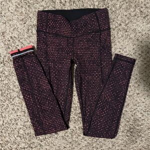 Lululemon leggings with pockets